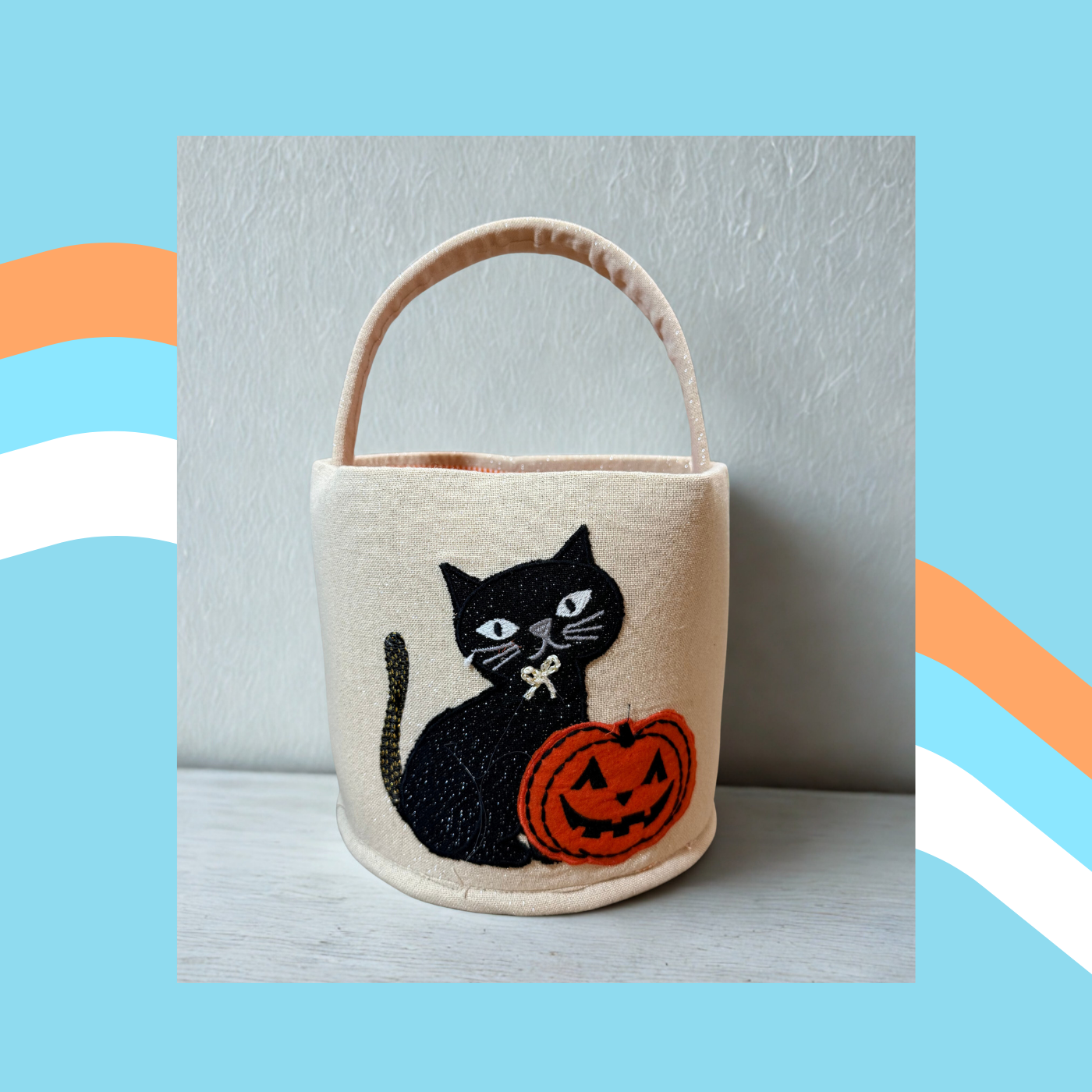 Kitty Basket β Beige Halloween Cat & Pumpkin Treat Holder
