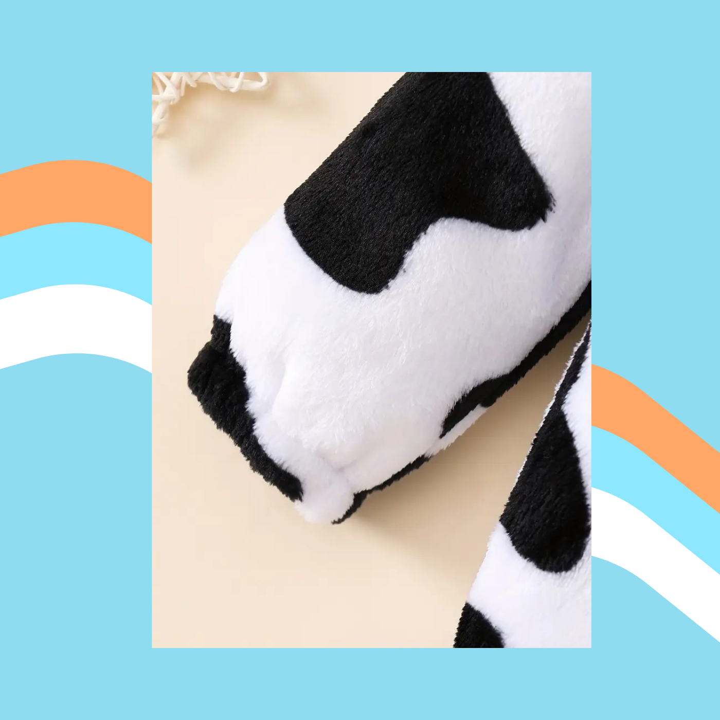 Moo Moo Darling – Cozy Baby Cow Print Hooded Onesie